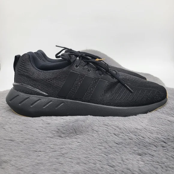 Adidas Swift Run 22 'Black Gum' Men's Running Shoes - Picture 4 of 7